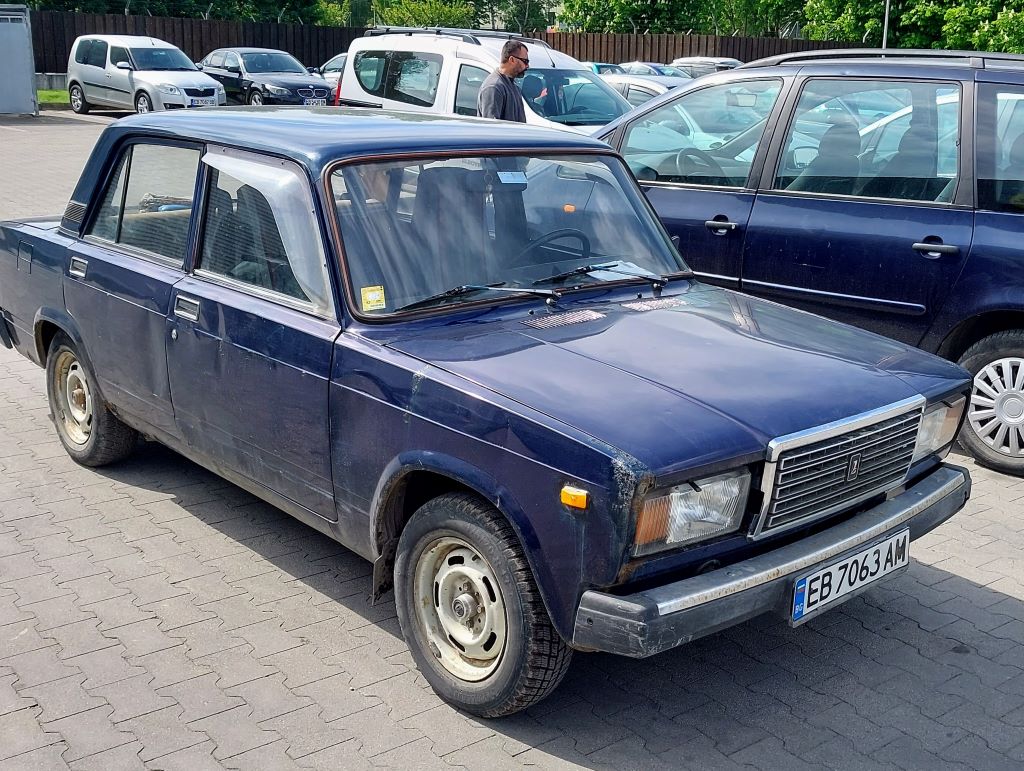 Lada 2105